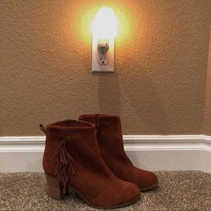 ⚡️sale⚡️burnt orange booties
